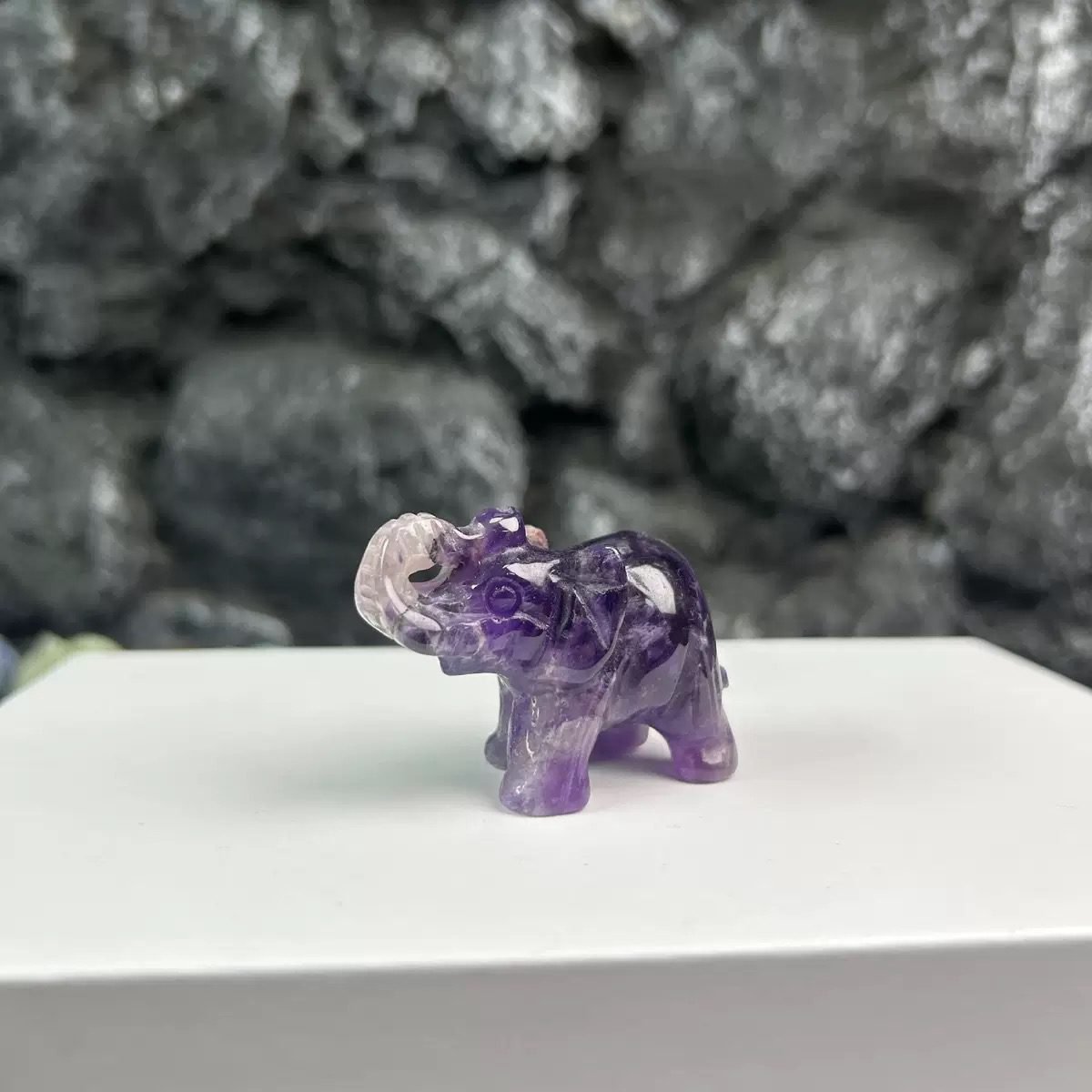 Natural 5cm Crystal Elephant Carving Wholesale - Image 17