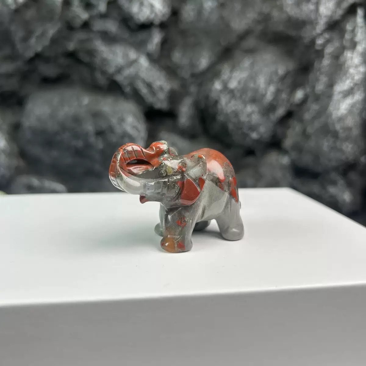 Natural 5cm Crystal Elephant Carving Wholesale - Image 11