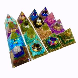 5X5X5CM Oregon Pyramid