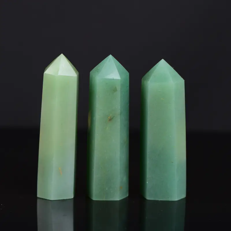 Natural 7-9cm Aventurine Point