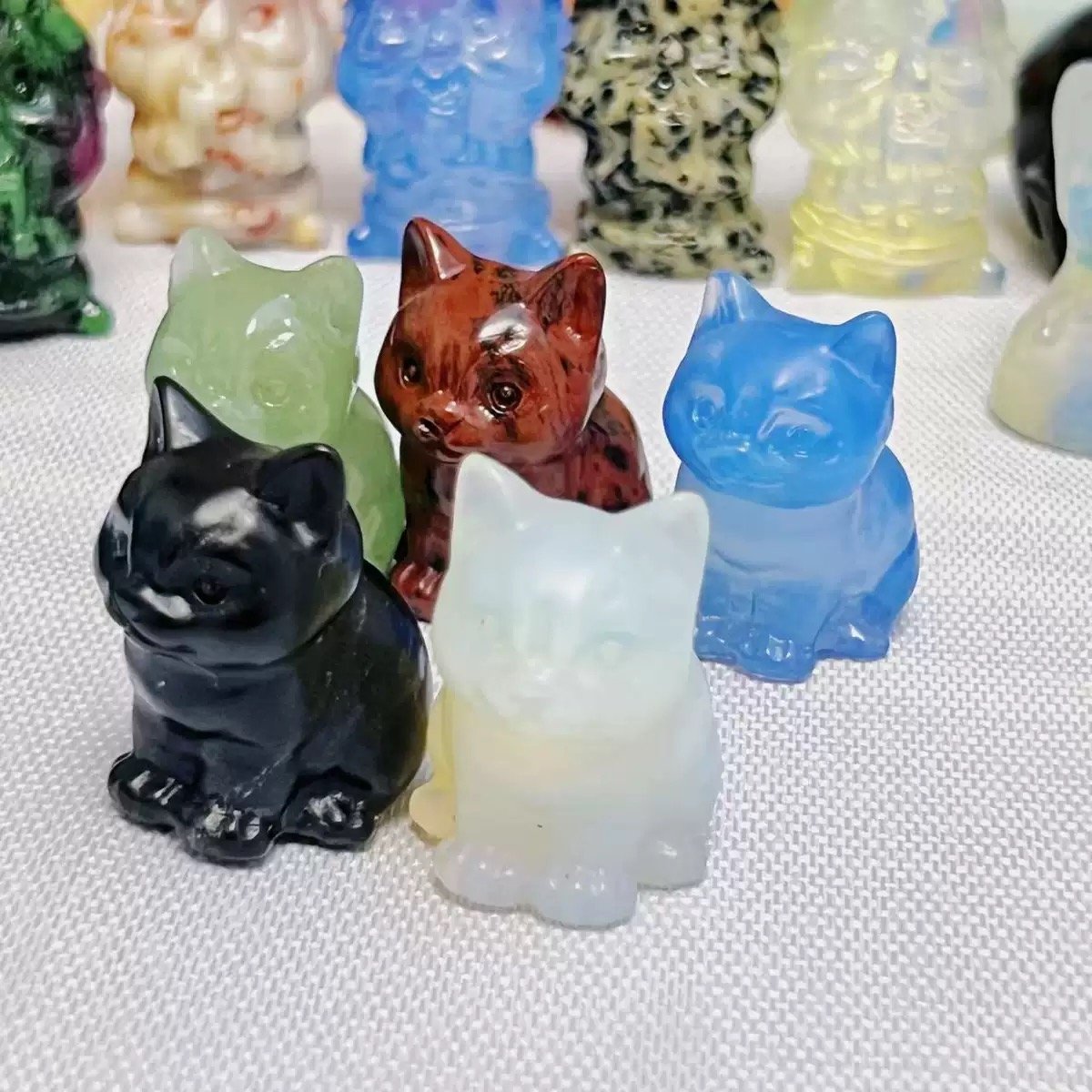 Natural 30x20mm Crystal Cat - Image 2