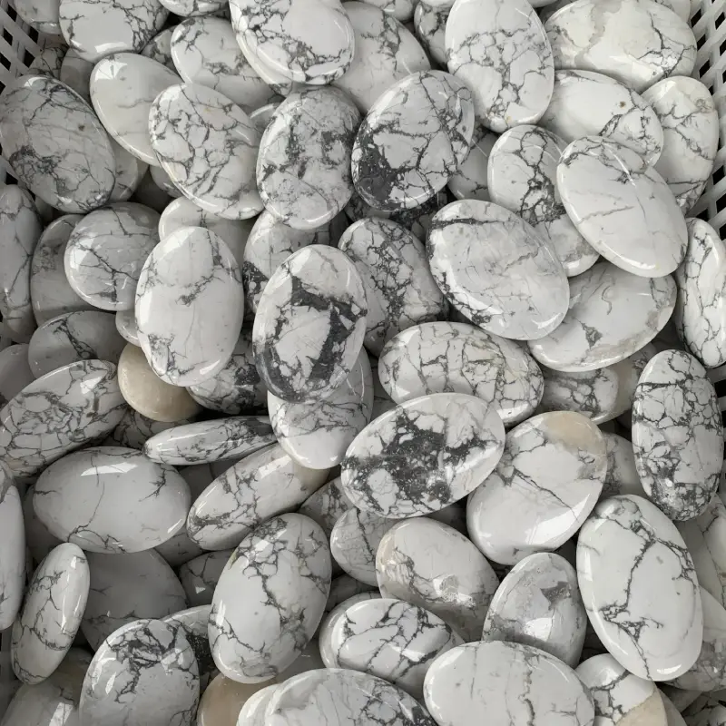 Natural Howlite Palm Stone - Image 2