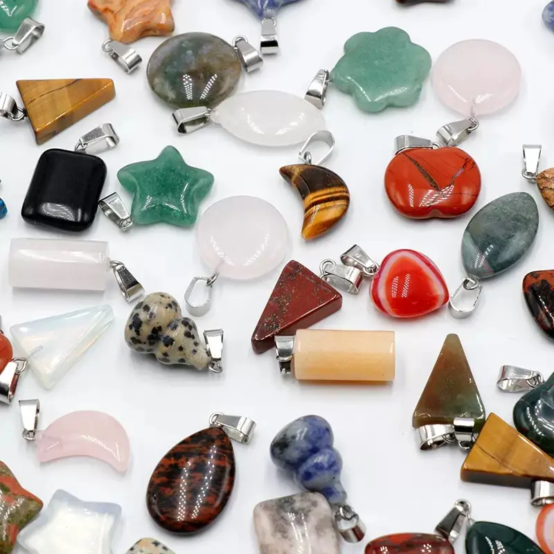 20 pcs Natural Mixed Crystal Pendant Wholesale Mixed packaging,Mixed random delivery - Image 3